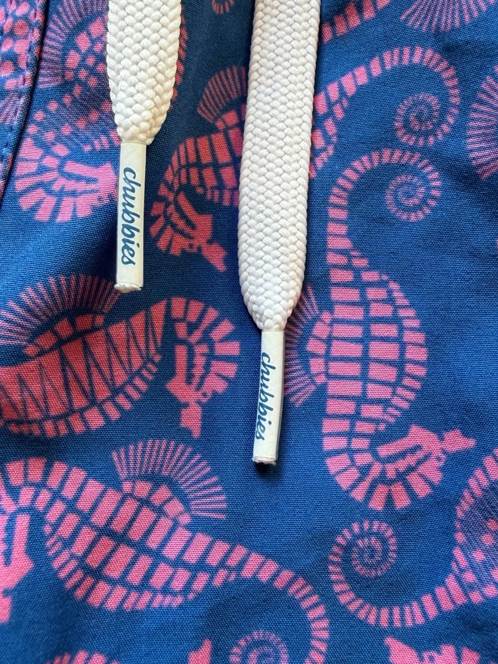 Chubbies Swim Trunks Mens Large Blue Pink Seahorse Print 7” Inseam Board Shorts